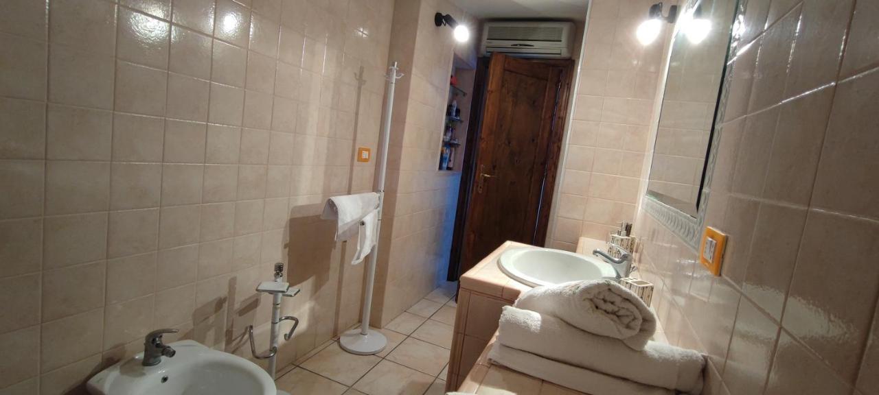 Attico Pedraladda Apartment กัสเตลซาร์โด ภายนอก รูปภาพ